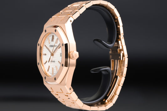 Audemars Piguet<br>15300OR Royal Oak White Dial