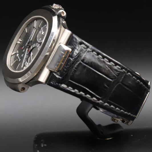 Patek Philippe<br>5712G Nautilus Date Moon Phases