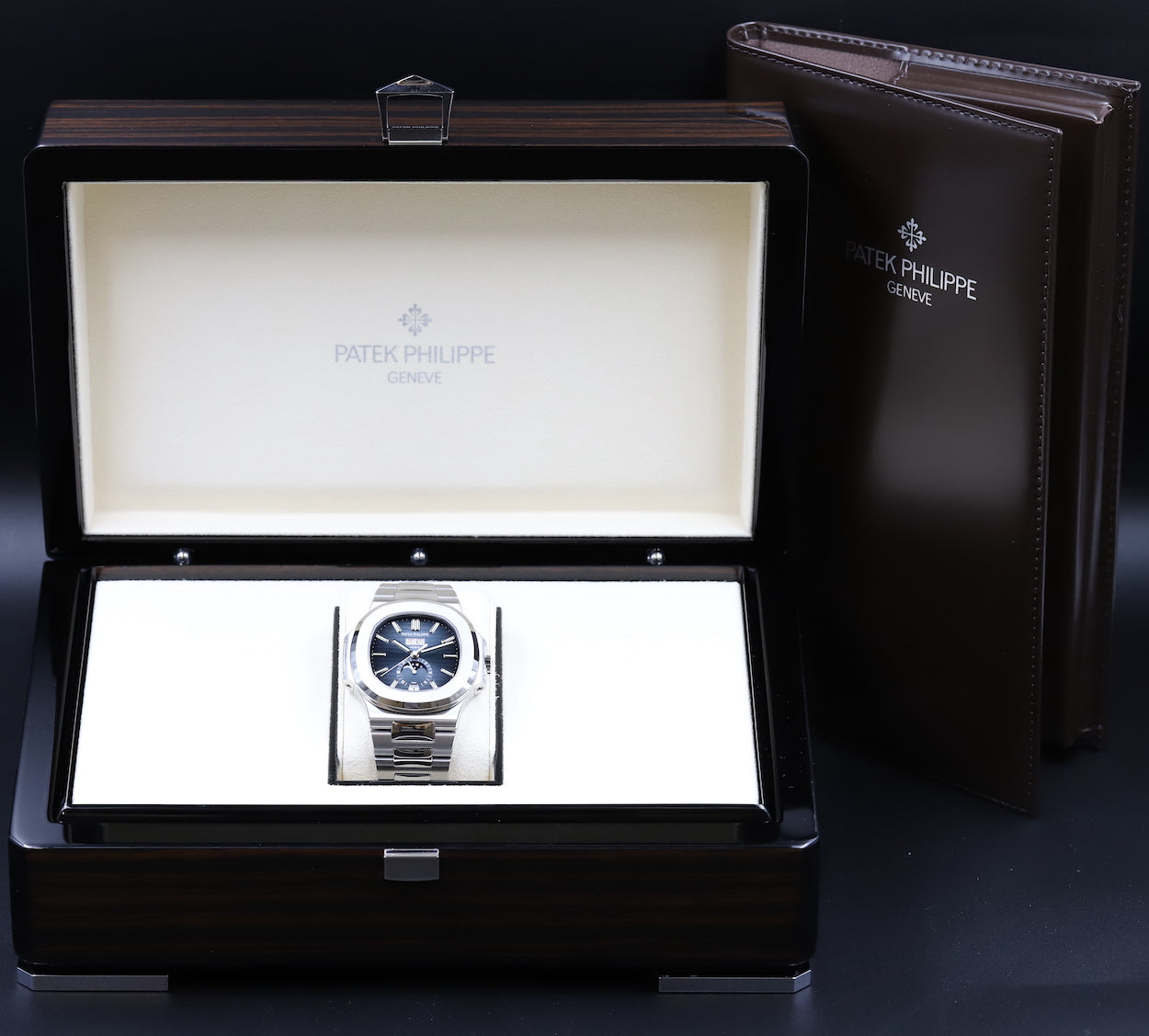 Patek Philippe<br>5726/1A Nautilus Annual Calendar Blue Dial