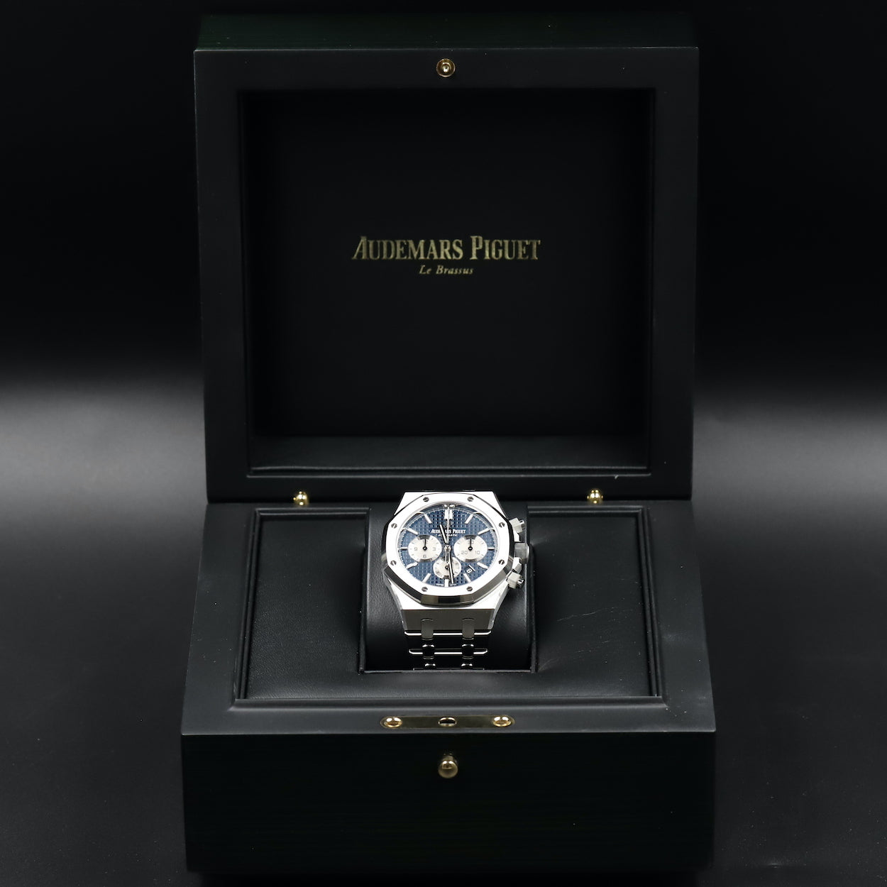 Audemars Piguet<br>26331ST Royal Oak Chronograph Blue Dial