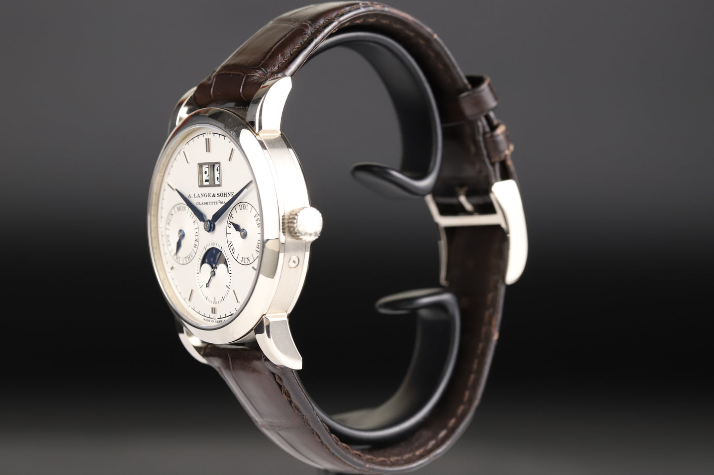 A. Lange & Sohne<br>330.026 Saxonia Annual Calendar