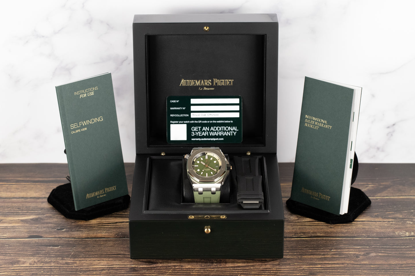 Audemars Piguet 15720ST Royal Oak Offshore Diver Green Dial