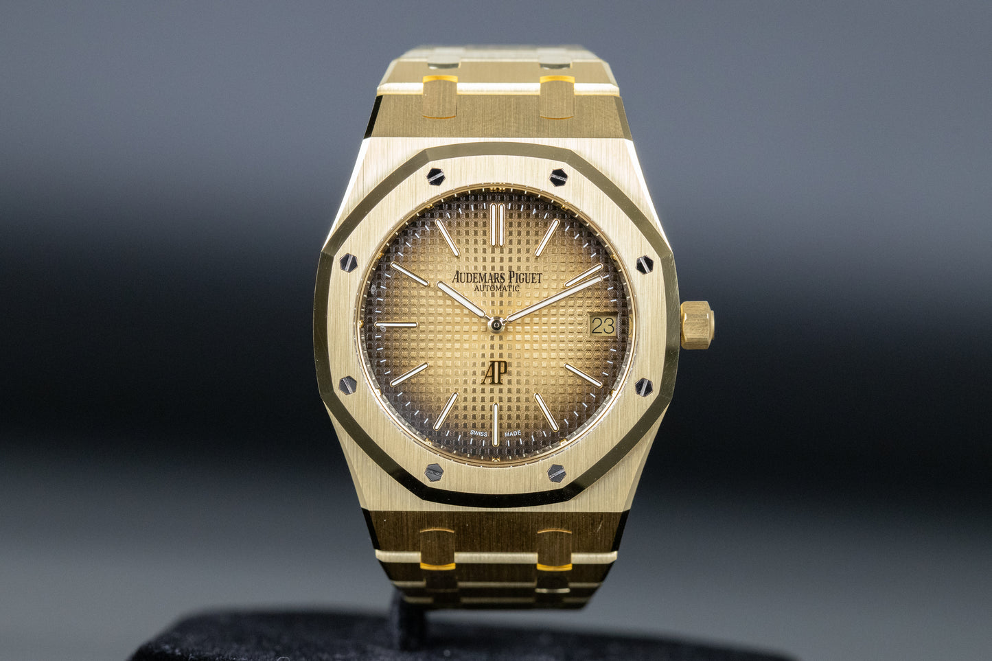 Audemars Piguet 16202BA Royal Oak "Jumbo Extra-Thin"
