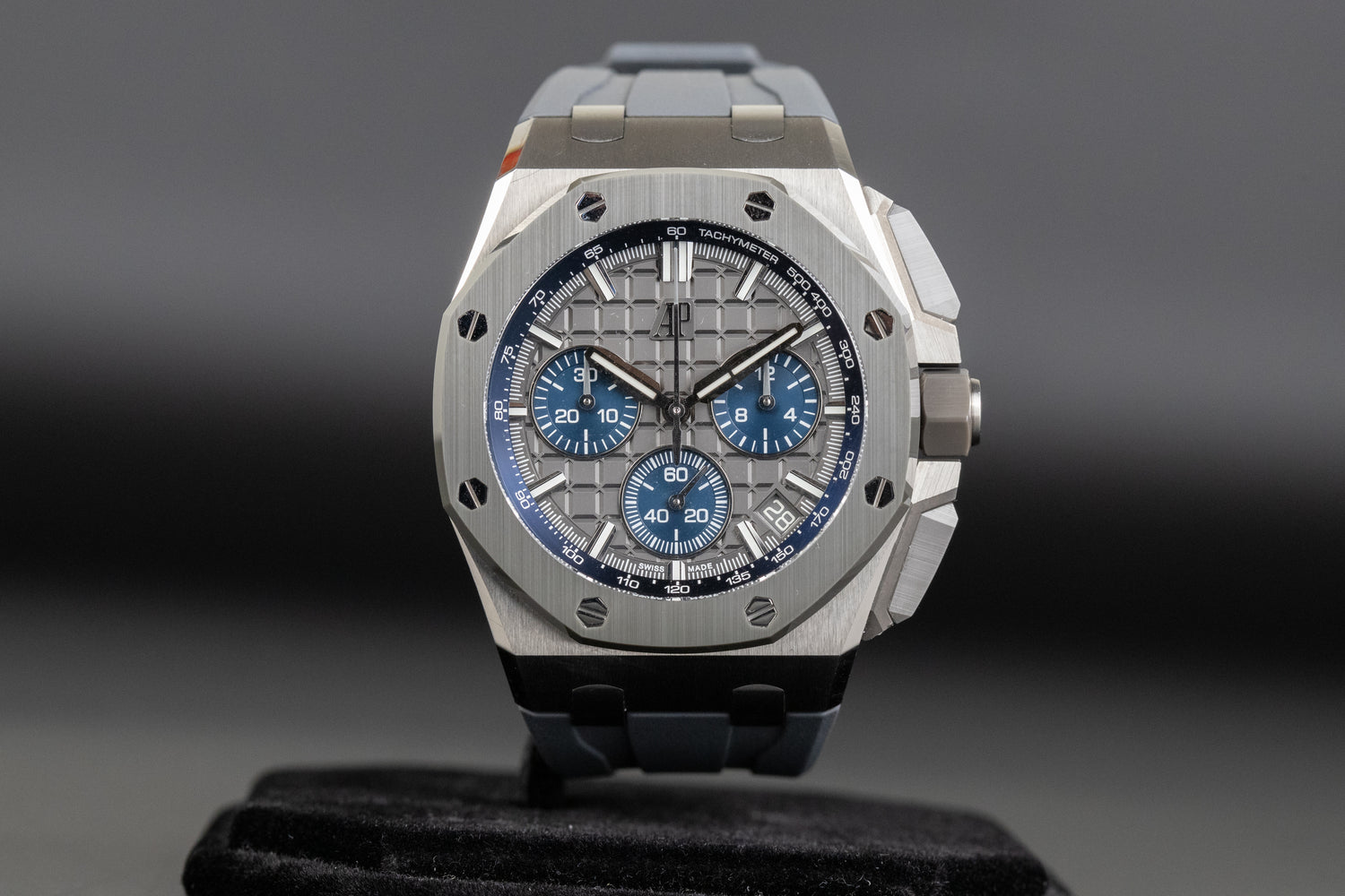 Audemars Piguet 26420IO Royal Oak Offshore Grey Dial