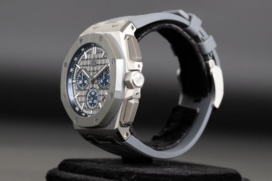 Audemars Piguet 26420IO Royal Oak Offshore Grey Dial