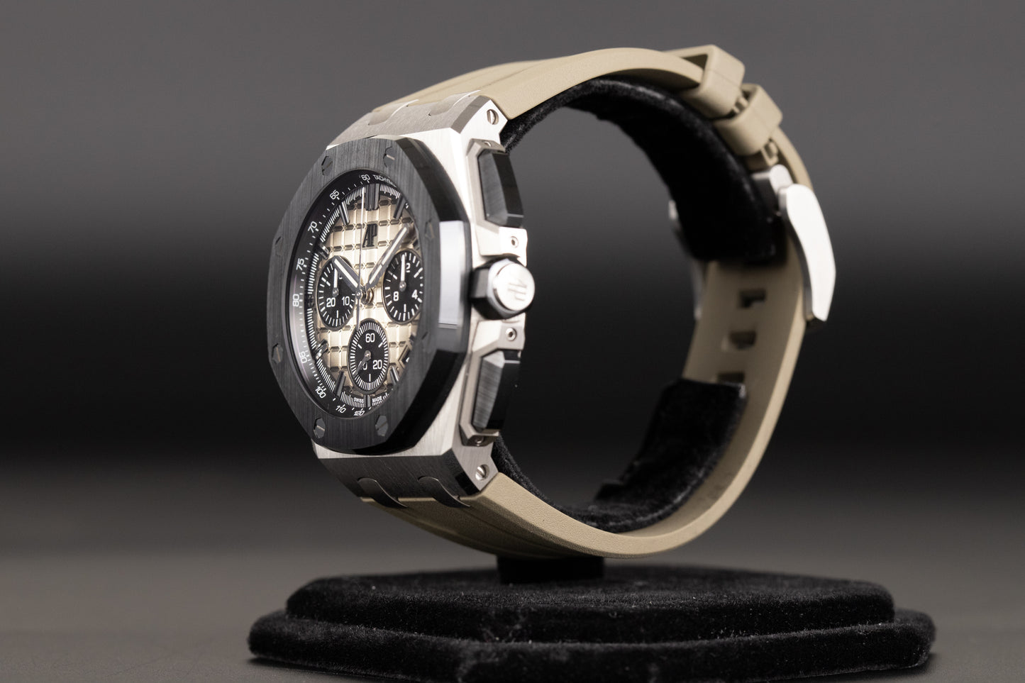Audemars Piguet 26420SO Royal Oak Offshore Smoked Taupe Dial