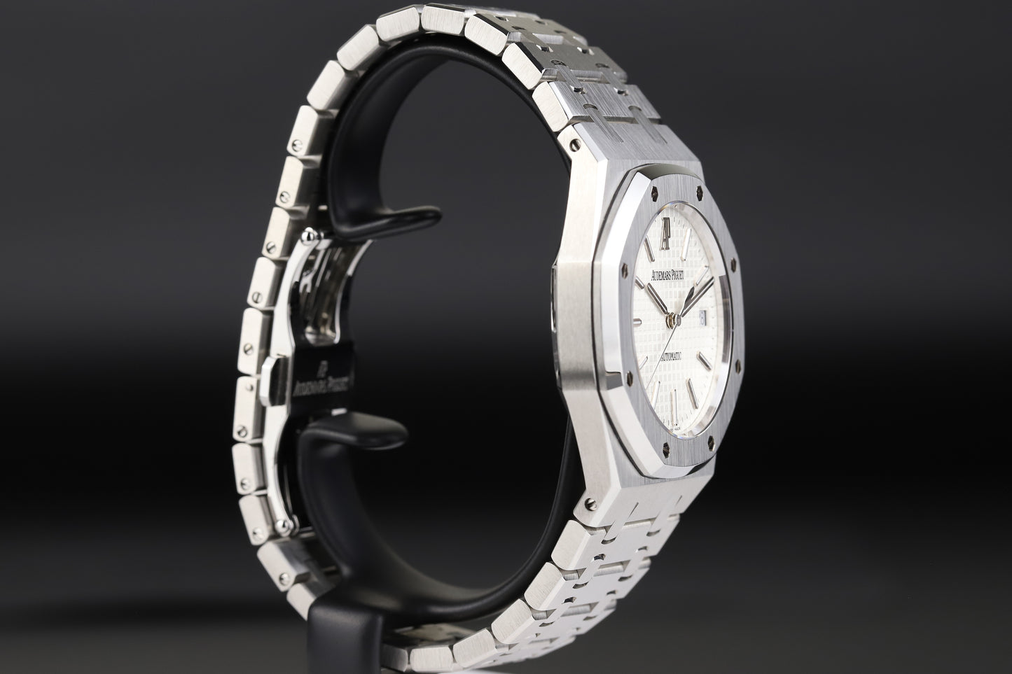 Audemars Piguet<br>15300ST Royal Oak White Dial