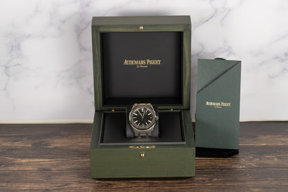 Audemars Piguet 15510ST Royal Oak Black Dial