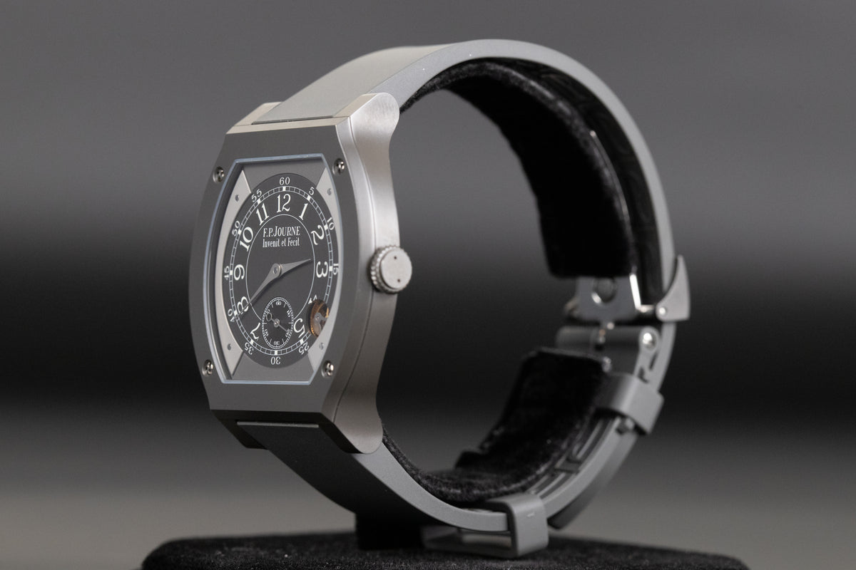 F.P. Journe<br>Elegante 48mm x 40mm Titalyt