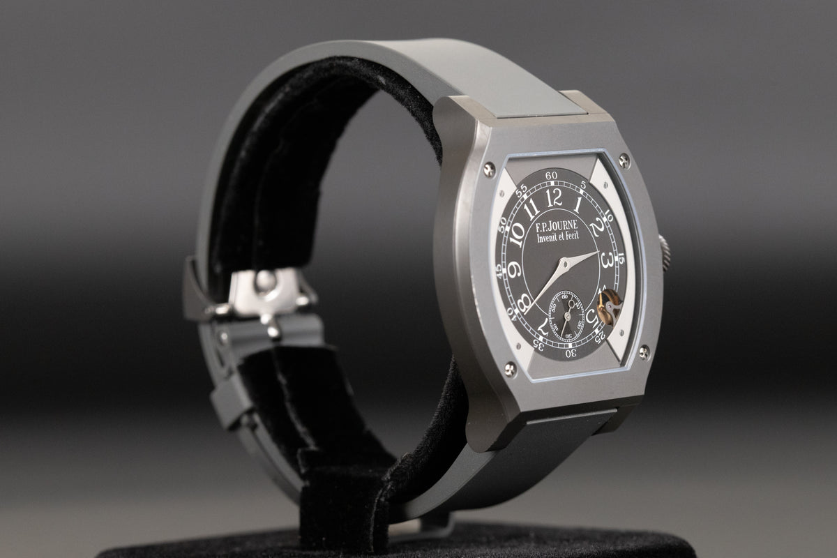 F.P. Journe<br>Elegante 48mm x 40mm Titalyt