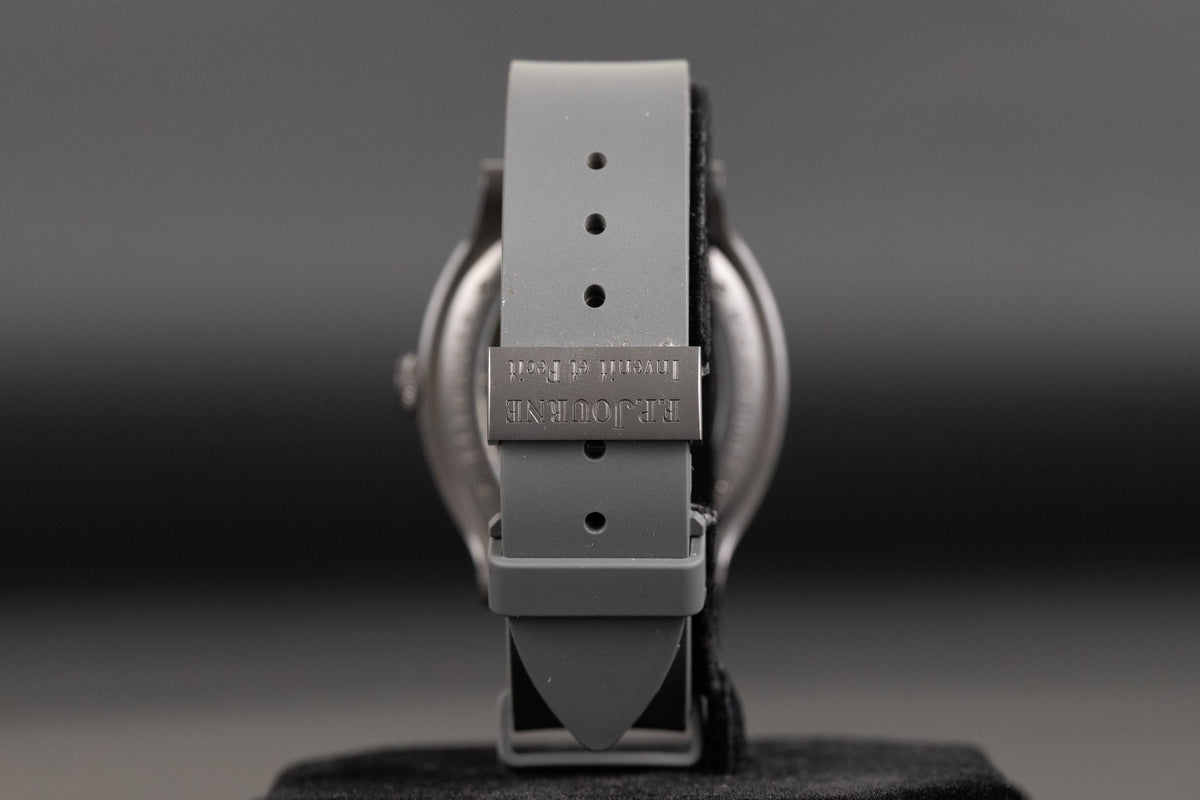 F.P. Journe<br>Elegante 48mm x 40mm Titalyt