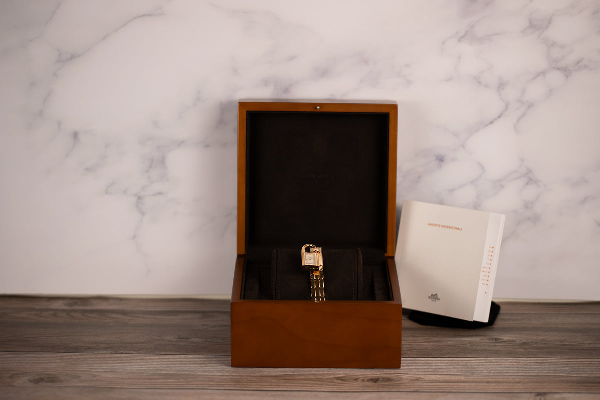 Hermes <br>Kelly Rose Gold Watch Mini model 16mm