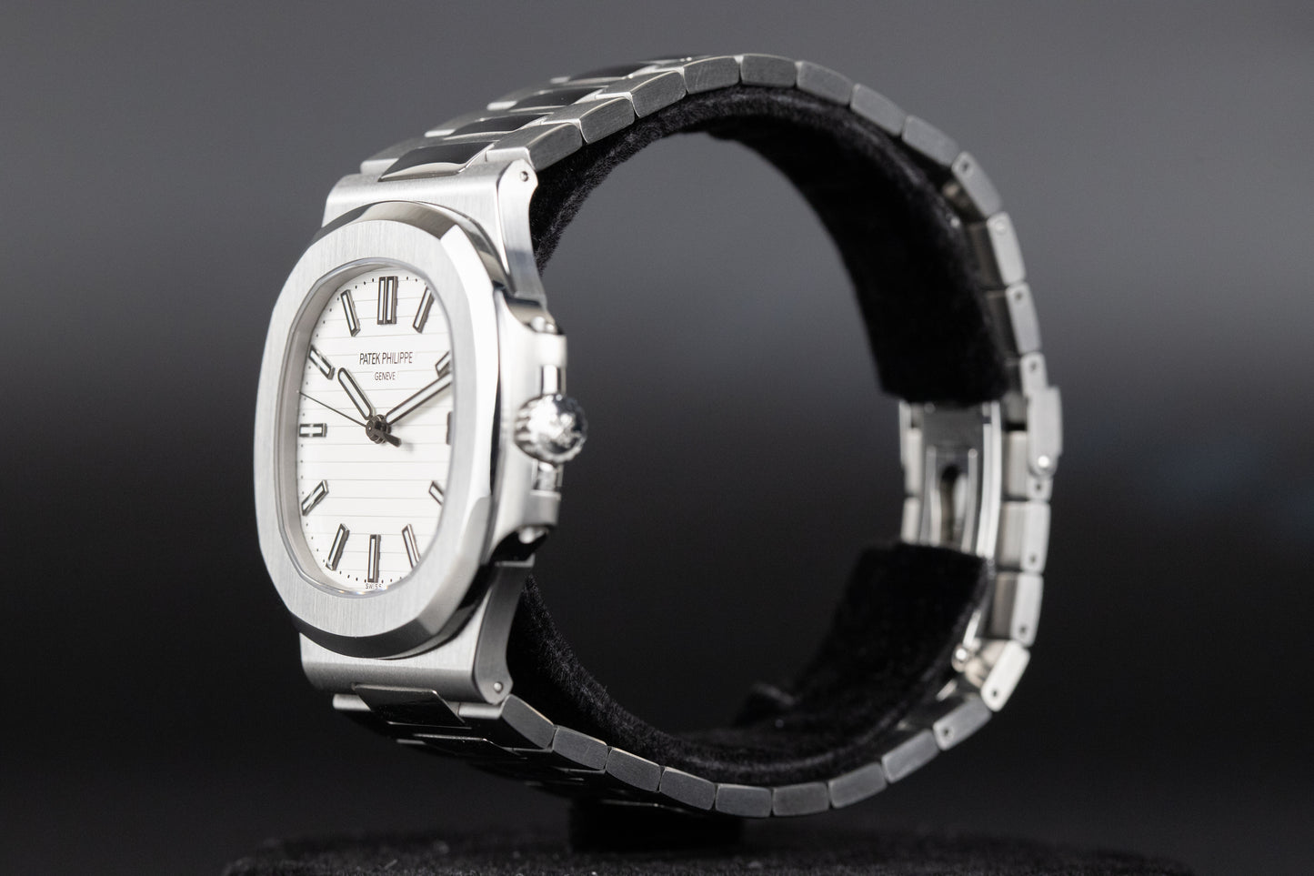 Patek Philippe 5711/1A Nautilus White Dial