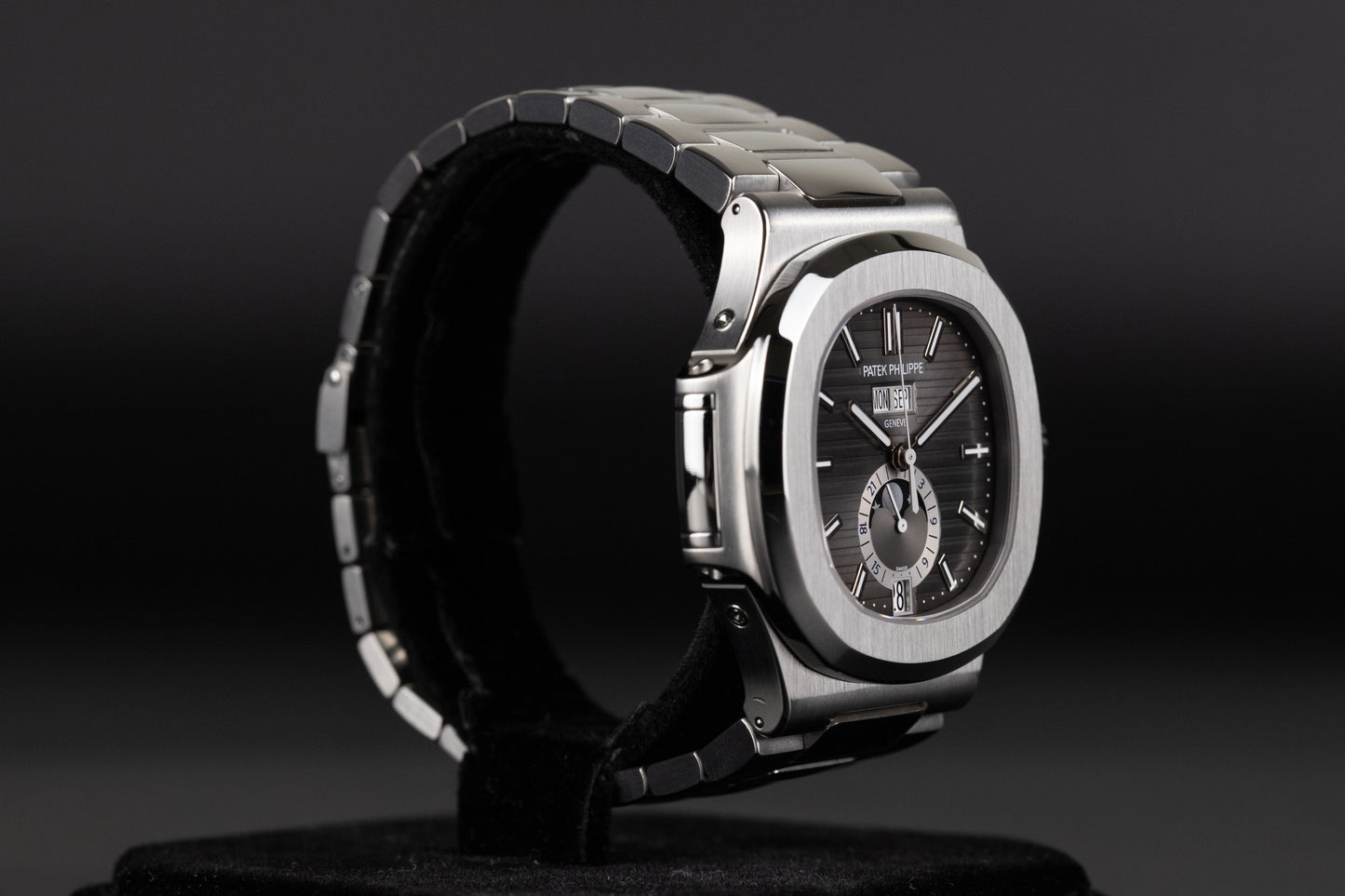 Patek Philippe 5726/1A Nautilus Annual Calendar Grey Dial