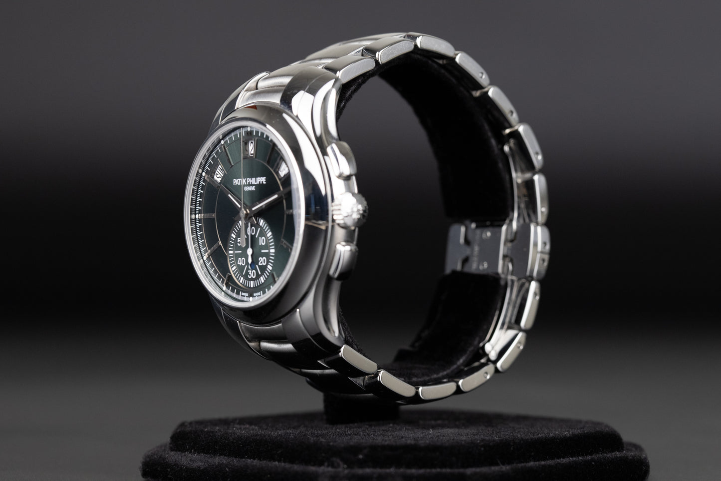 Patek Philippe 5905/1A Complications Flyback Chronograph Annual Calendar Green Dial