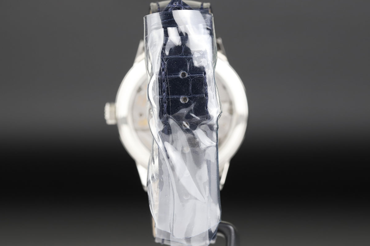 Patek Philippe<br>5236P In-Line Perpetual Calendar New Old Stock