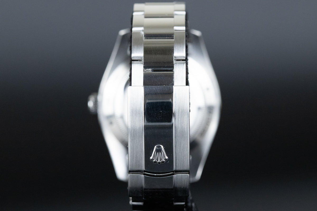 Rolex<br>116400GV Milgauss Black Dial