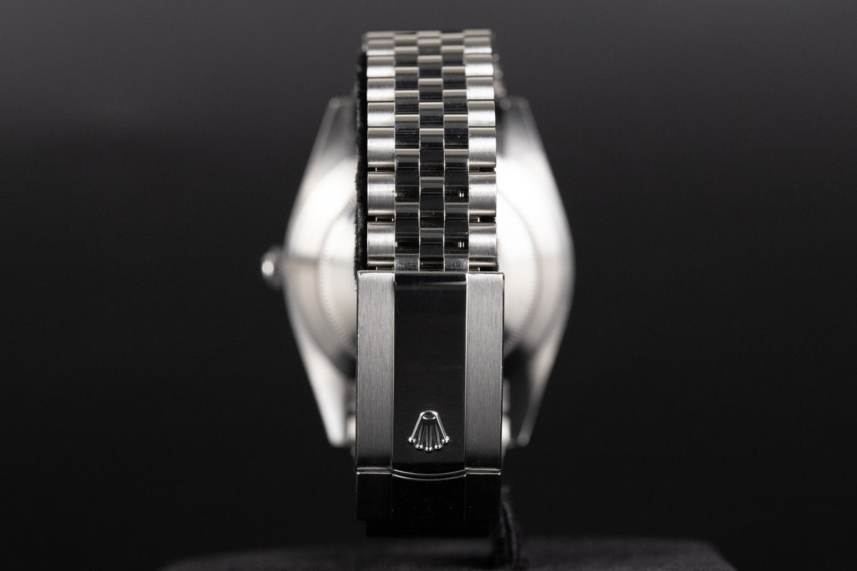 Rolex<br>126300 Datejust 41 Slate Dial