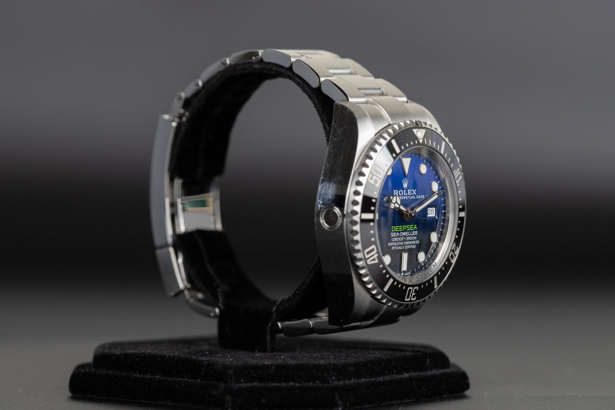 Rolex<br>126660 Deepsea Sea-Dweller Deep Blue Dial