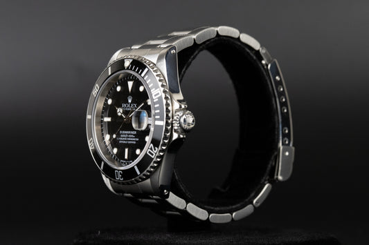 Rolex 16610 Submariner Date Black Dial