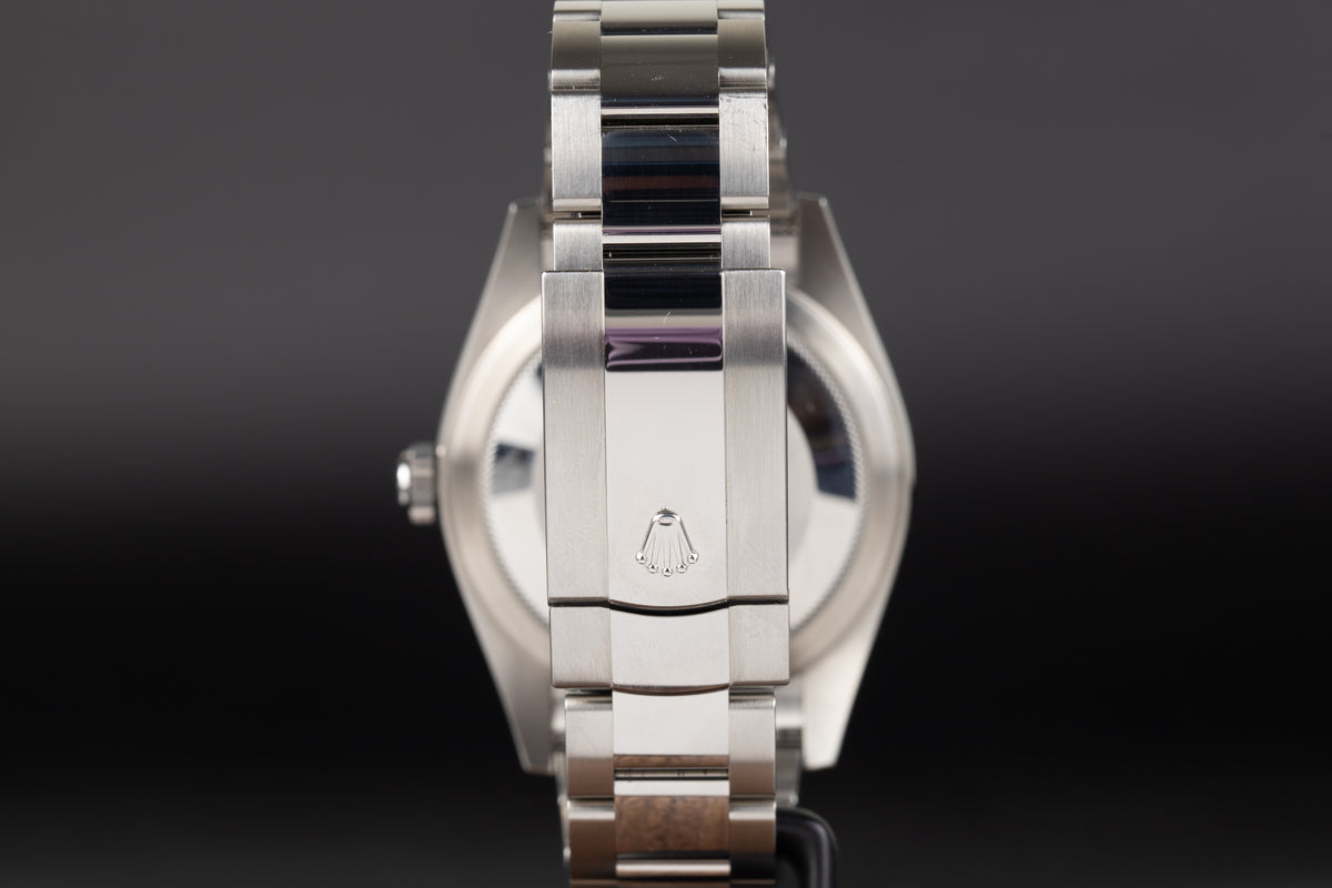 Rolex<br>336934 Sky-Dweller Black Dial Unworn