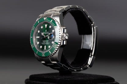 Rolex 116610LV Submariner 'Hulk'