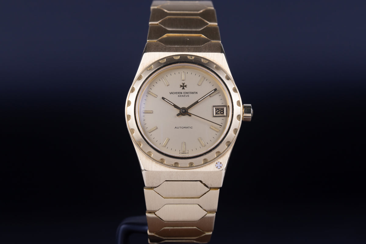 Vacheron Constantin<br>46003 Overseas 222