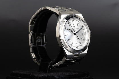 Vacheron Constantin 4500V/110A-B126 Overseas Automatic Silver Dial