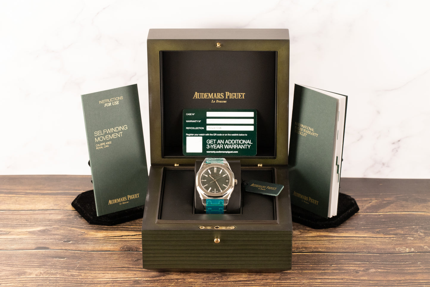 Audemars Piguet 15510ST Royal Oak Green Dial 50th Anniversary