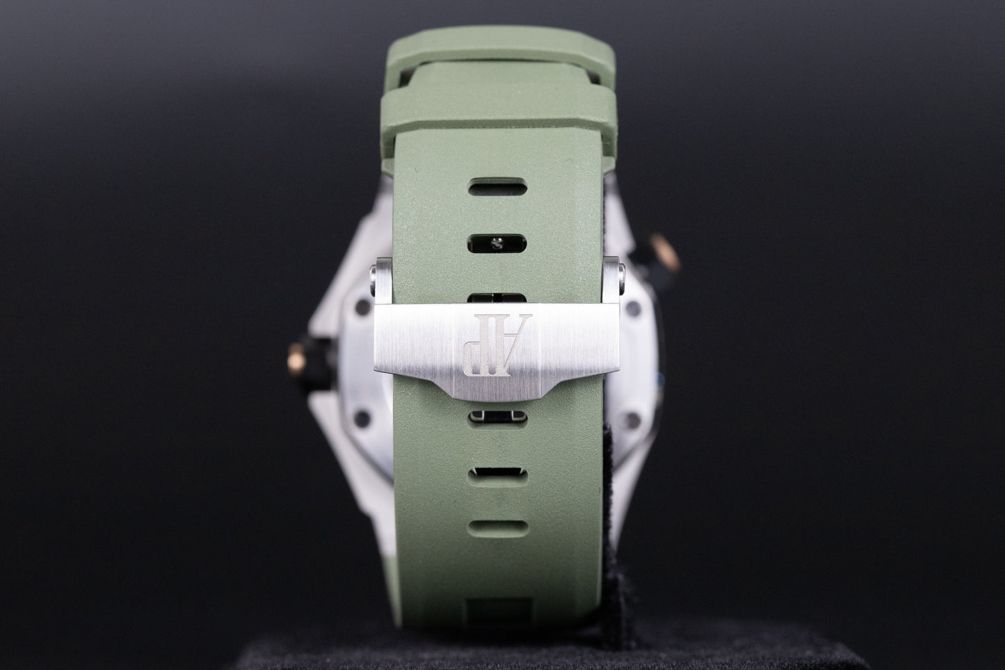 Audemars Piguet 15720ST Royal Oak Offshore Diver Green Dial