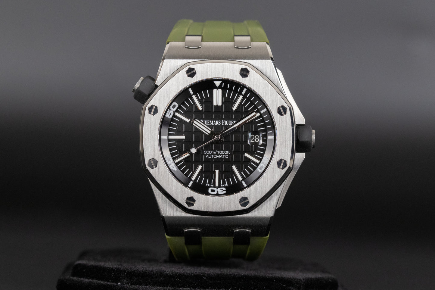 Audemars Piguet 15710ST Royal Oak Offshore Diver Black Dial
