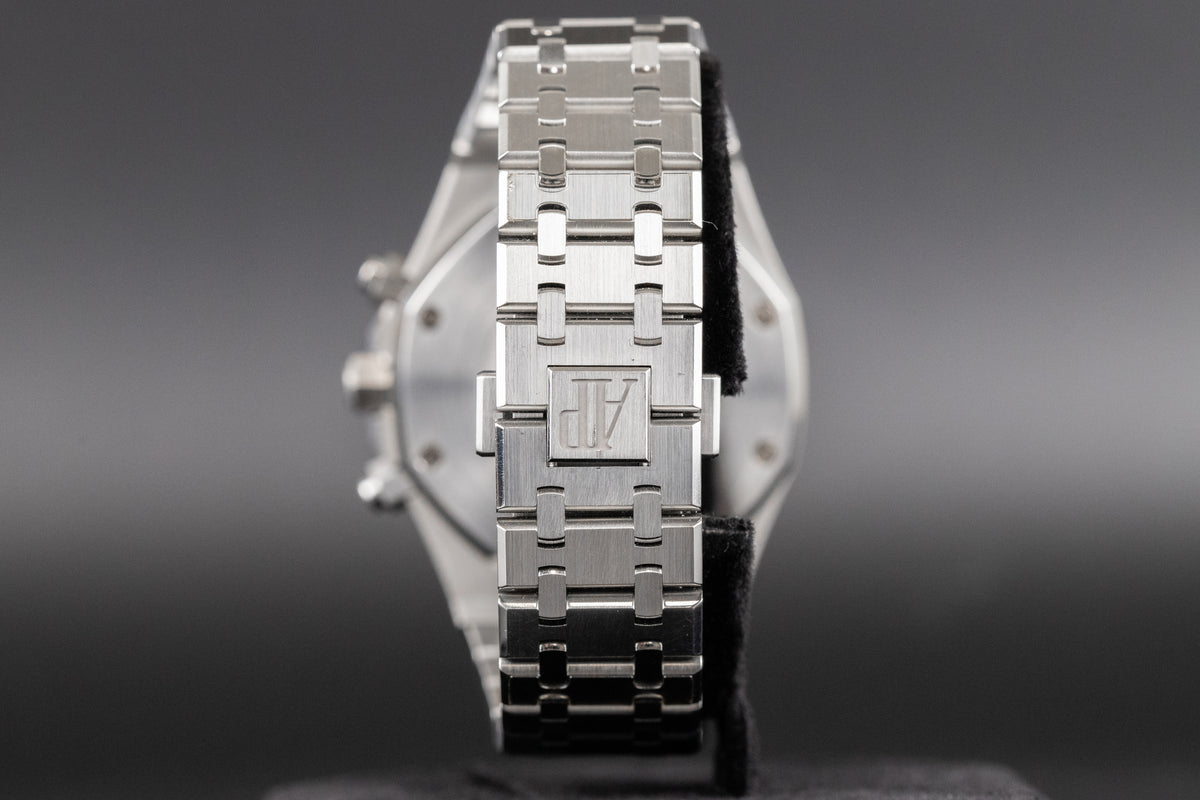 Audemars Piguet<br>26331ST Royal Oak Chronograph Black Dial