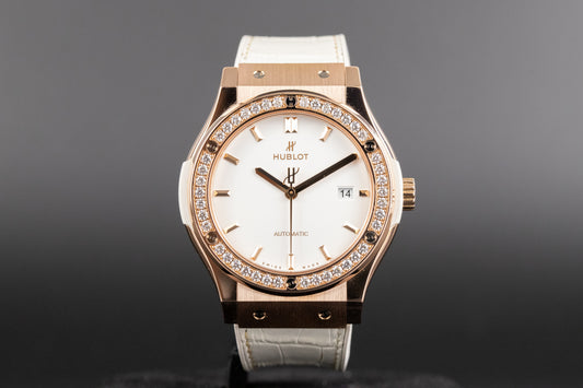 Hublot<br>542.0E.2080.LR.1204 Classic Fusion 42mm White Dial Diamond Bezel