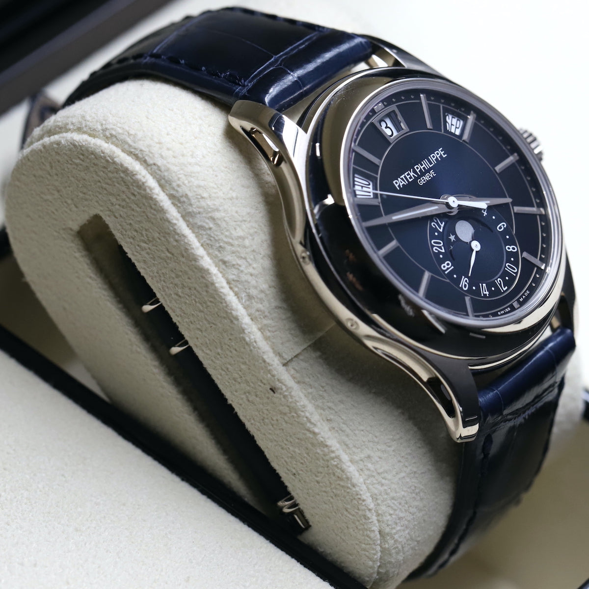 Patek Philippe<br>5205G Complications Annual Calendar Moonphase