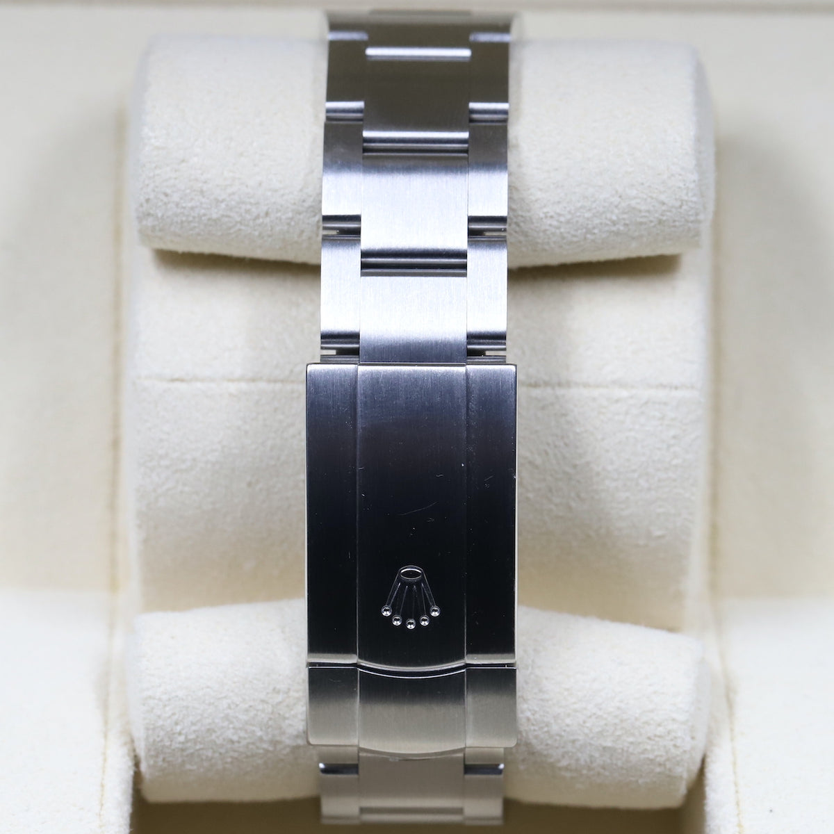 Rolex<br>124300 Oyster Perpetual 41mm Green Dial