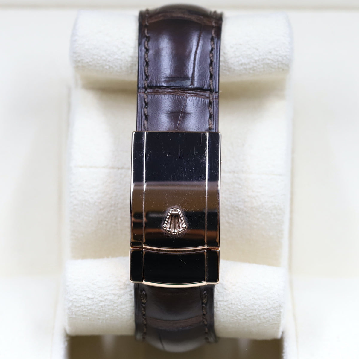 Rolex<br>326135 Sky-Dweller White Dial