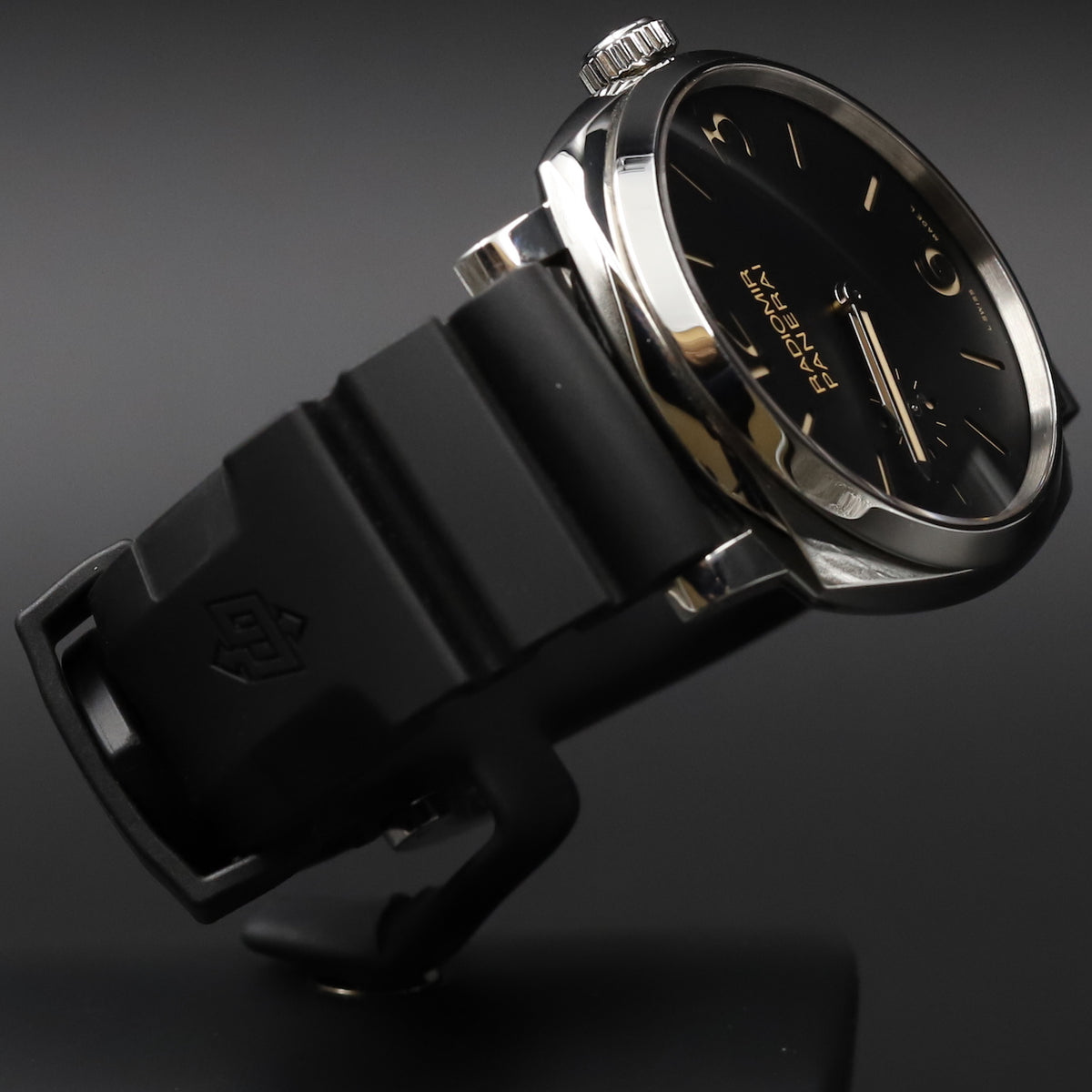 Panerai<br>PAM00512 Radiomir 1940 42mm Black Dial