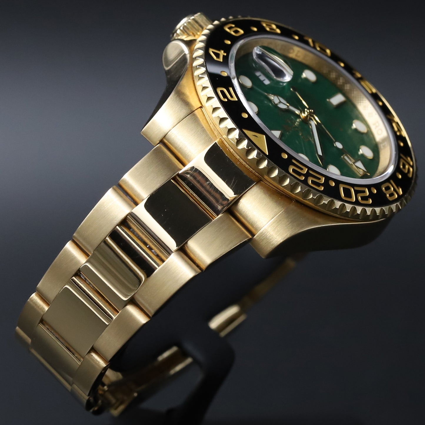 Rolex<br>116718 GMT Master II Green Dial