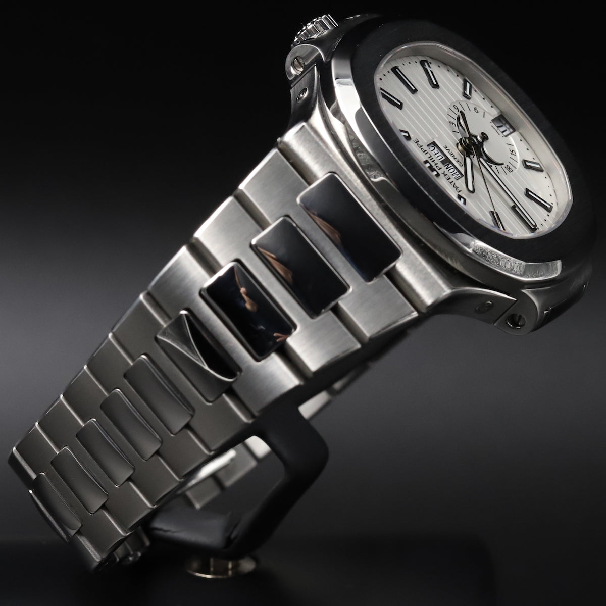 Patek Philippe<br>5726/1A Nautilus Annual Calendar White Dial