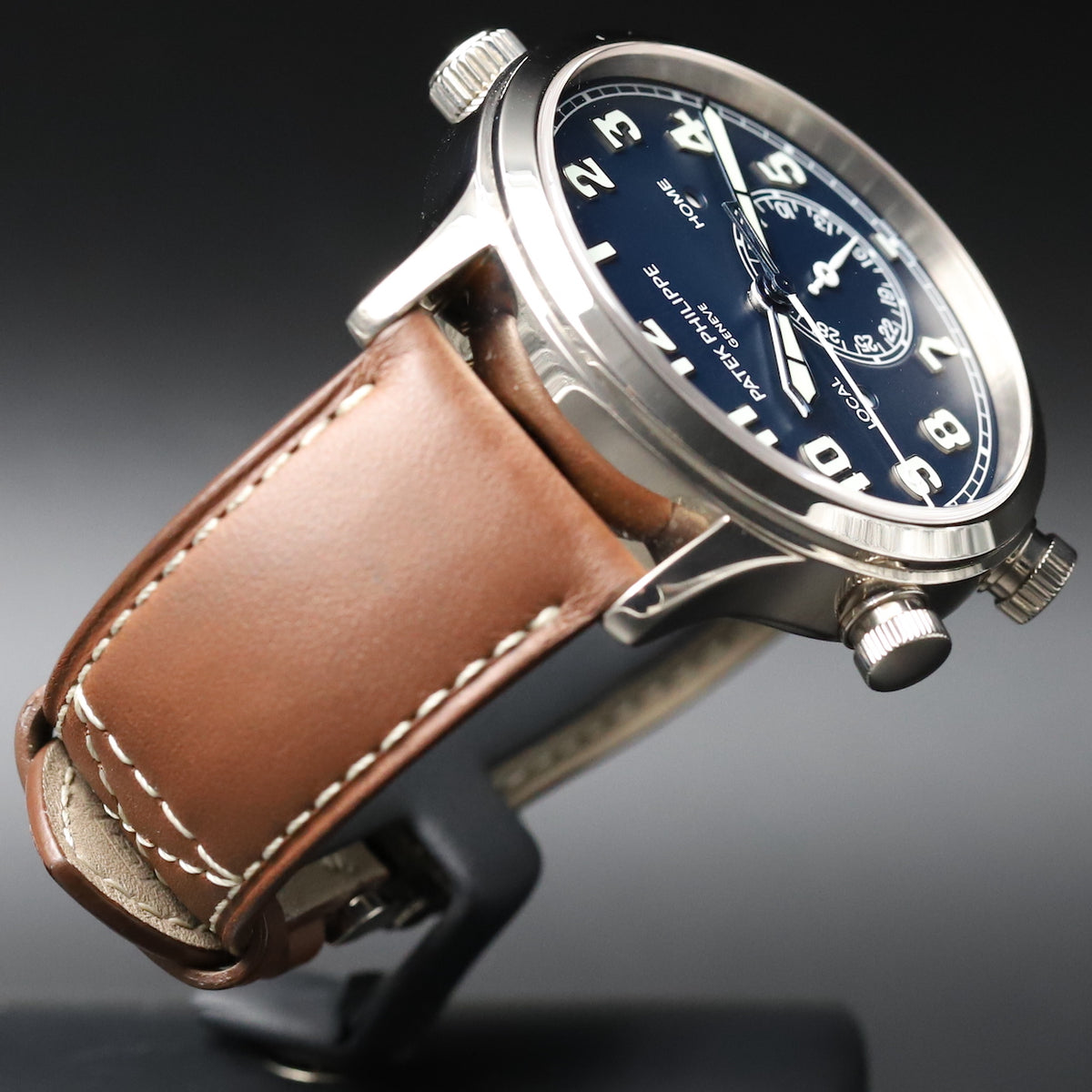 Patek Philippe<br>5524G Calatrava Pilot Travel Time