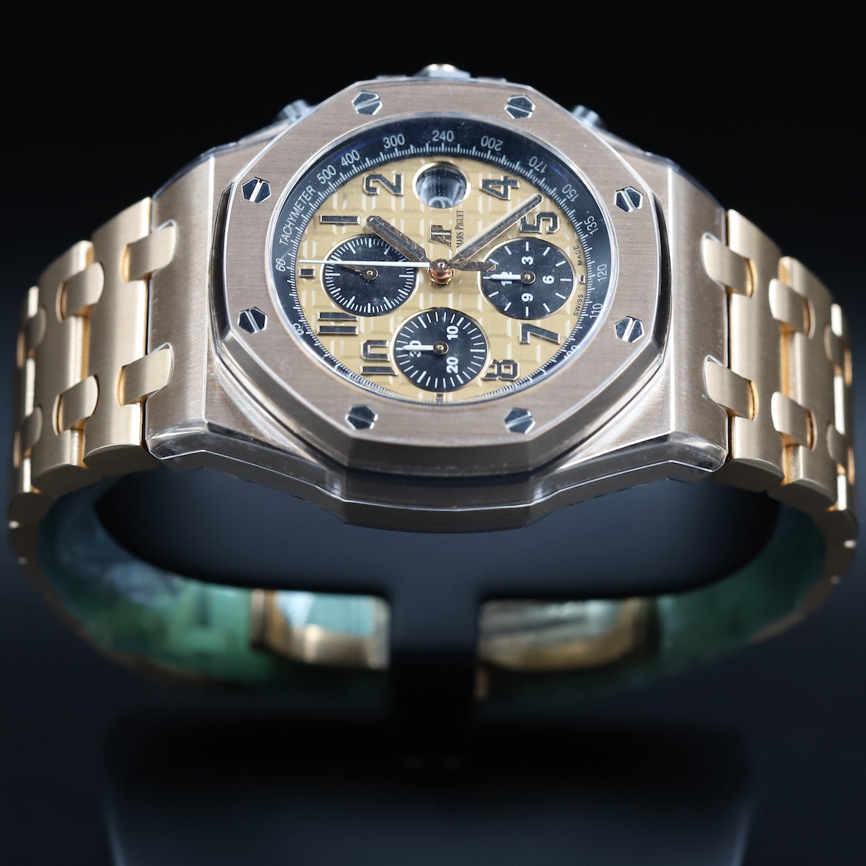 Audemars Piguet<br>26470OR Royal Oak Offshore 'Brick' Pink Dial
