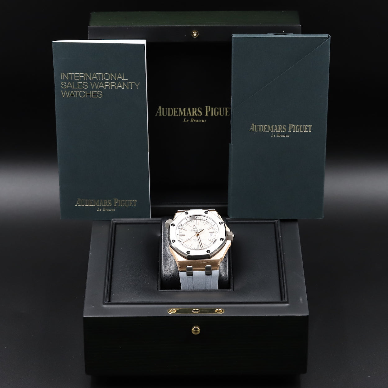 Audemars Piguet<br>15711OI Royal Oak Offshore Diver