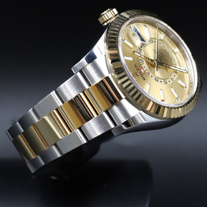 Rolex<br>326933 Sky-Dweller SS/18k Champagne Dial