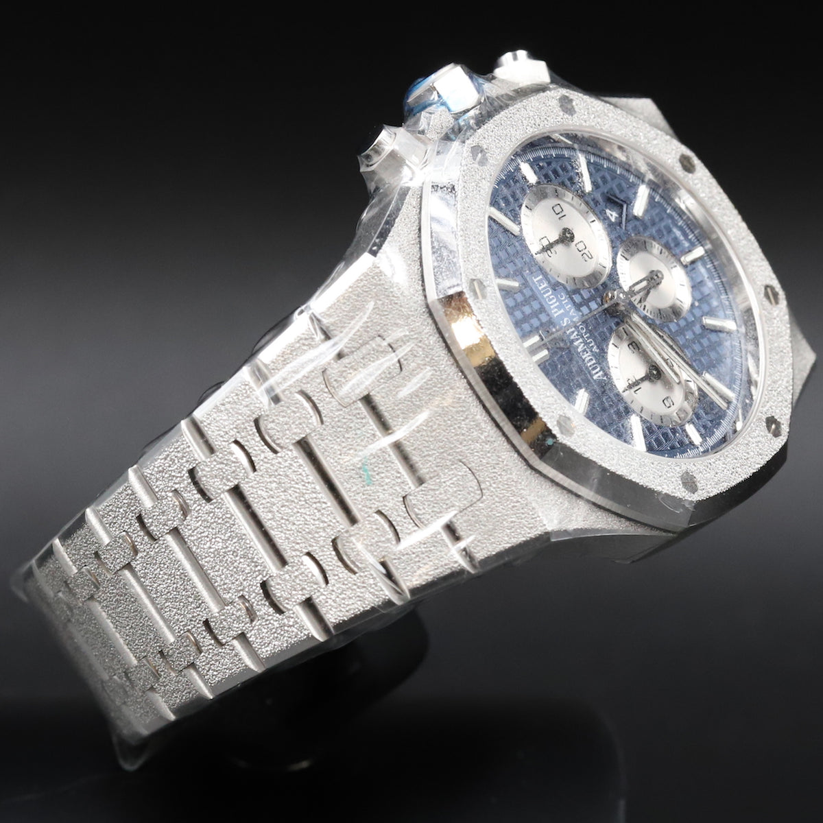 Audemars Piguet<br>26331BC Royal Oak Chronograph Blue Dial