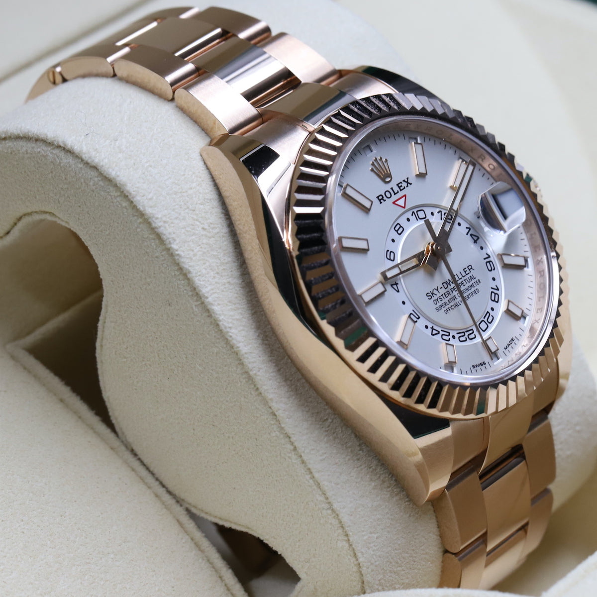 Rolex<br>326935 Sky-Dweller White Dial