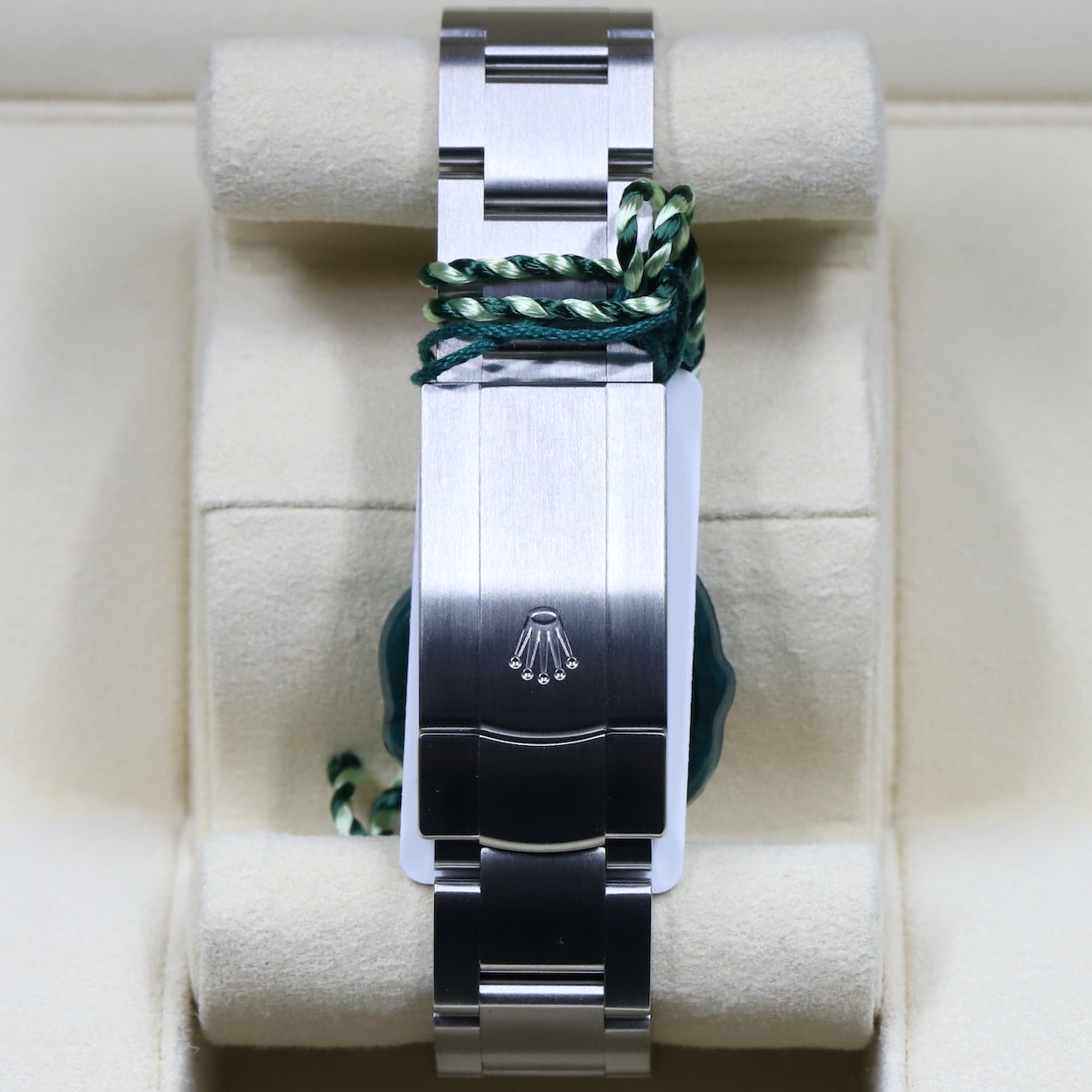 Rolex<br>124300 Oyster Perpetual 41mm Yellow Dial