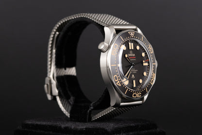 Omega 210.90.42.20.01.001 Seamaster 007 James Bond Edition