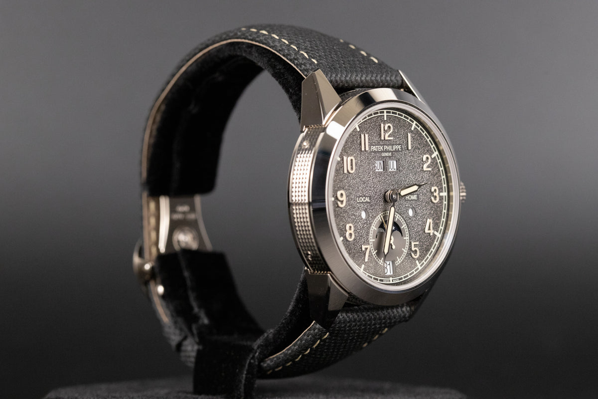 Patek Philippe<br>5326G Calatrava Annual Calendar