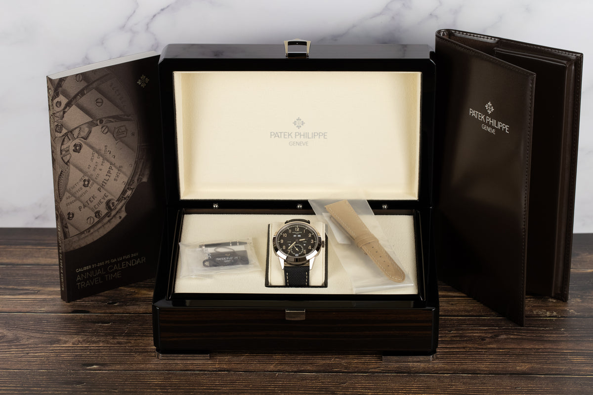 Patek Philippe<br>5326G Calatrava Annual Calendar