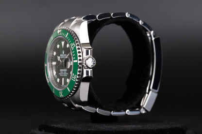 Rolex 116610LV Submariner 'Hulk'